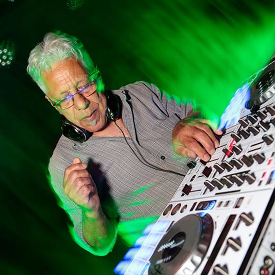[FOTOS] 50 Anos de Carreira do DJ Vovô no Sensorial Centro de Cultura